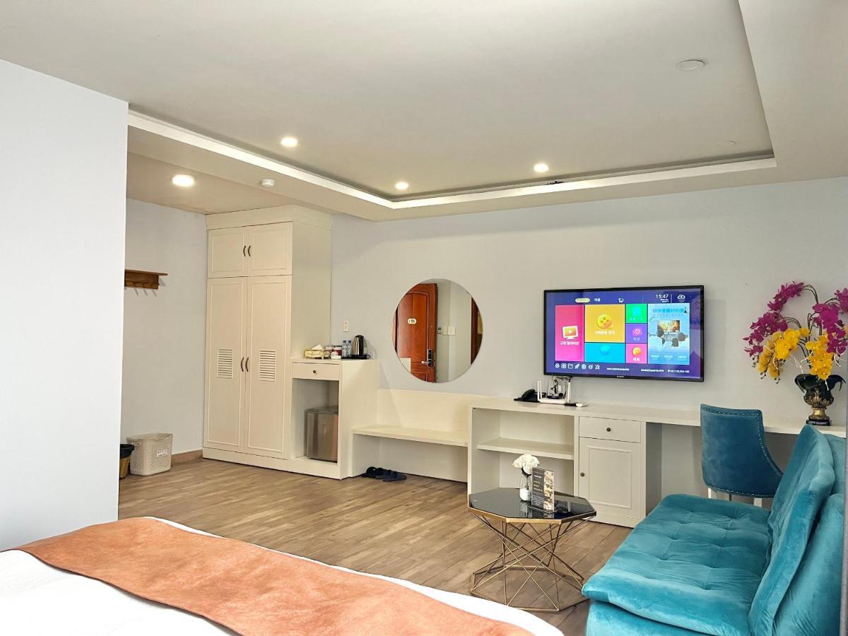 Ballantine Hotel مدينة هوشي منه المظهر الخارجي الصورة