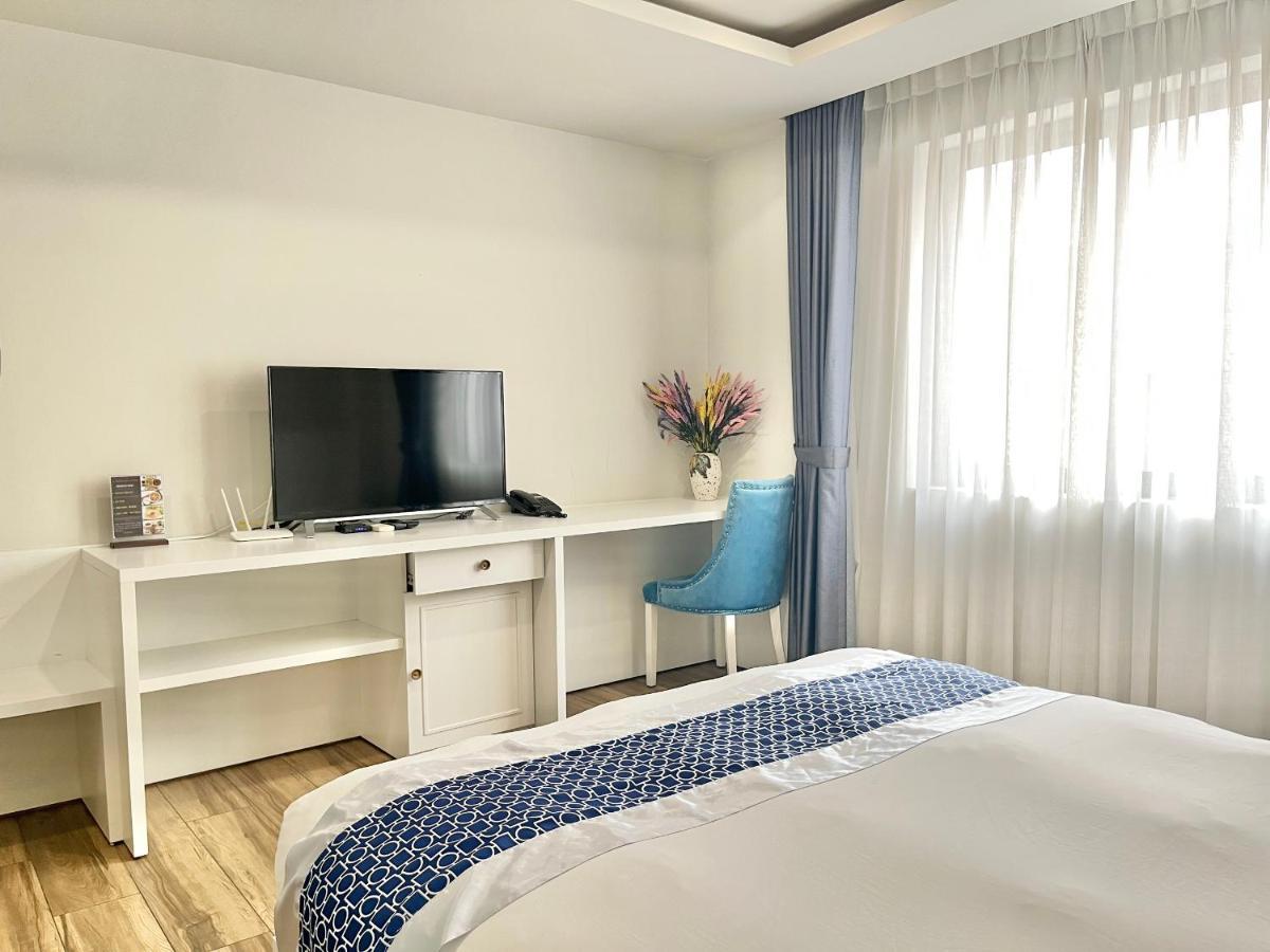 Ballantine Hotel مدينة هوشي منه المظهر الخارجي الصورة
